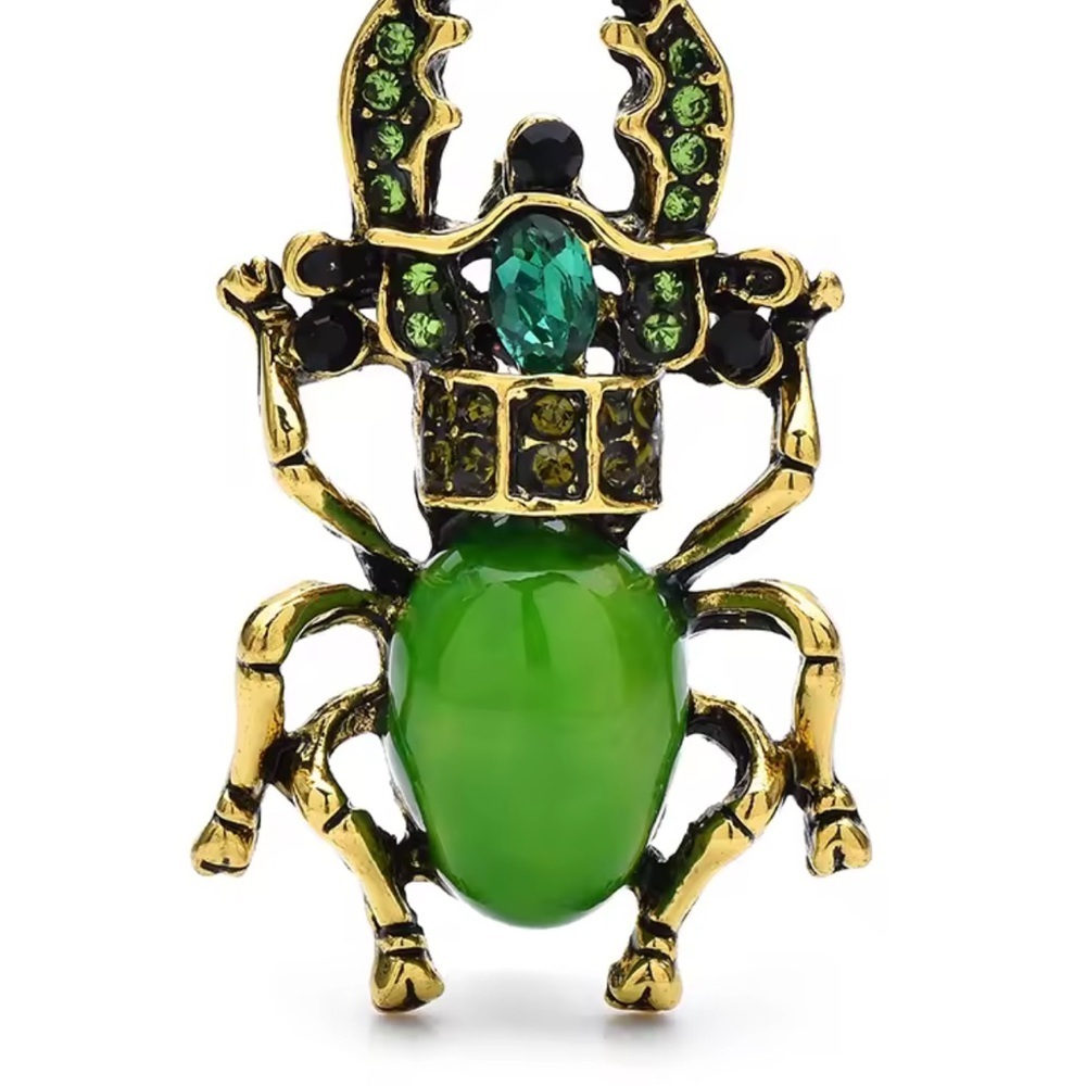 Green Gold Beetle Brooch - Picture 3 of 4